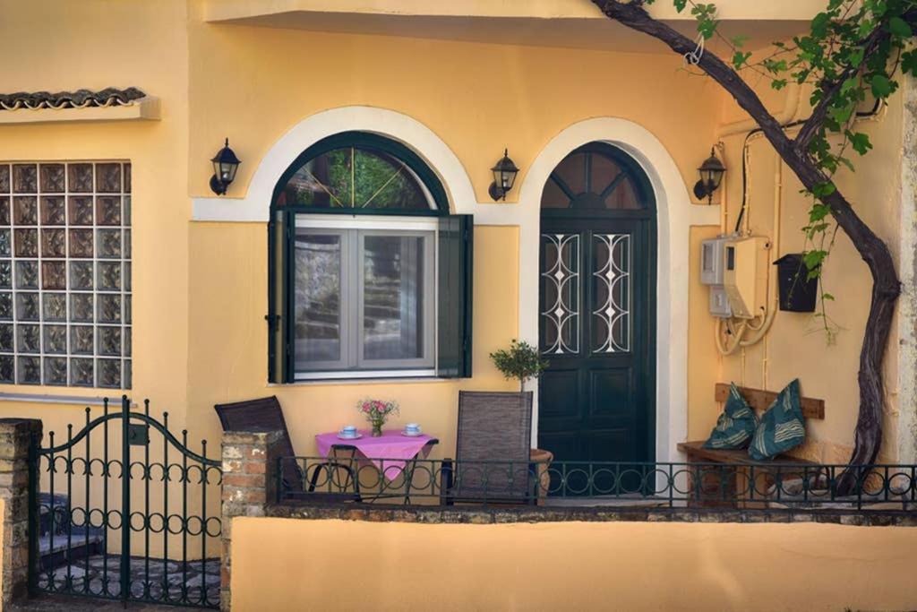 Nafsikas Apartment - Ipsos Beach المظهر الخارجي الصورة